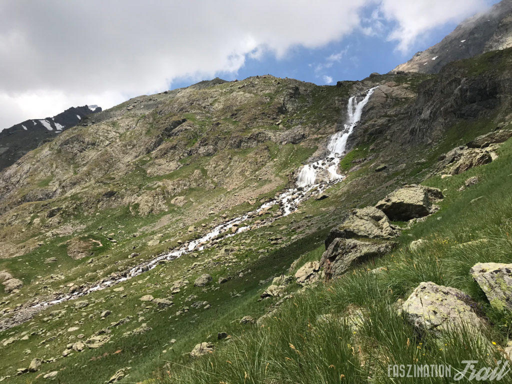 Alpe d'Huez für Trailrunner: Lac des Quirlies