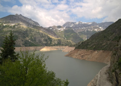 80 km du Mont-Blanc Lac d'Emosson